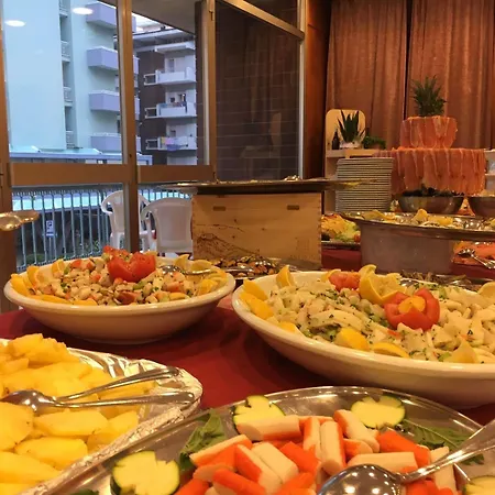 Majestic Hotel 3*